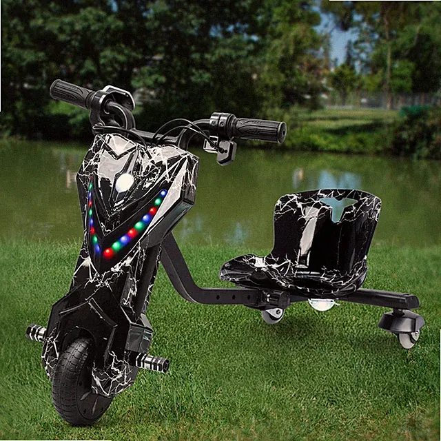 Drift Trike, Kid Ride on Tricycles Ride-On Kids Tricycle with Adjustable Seat