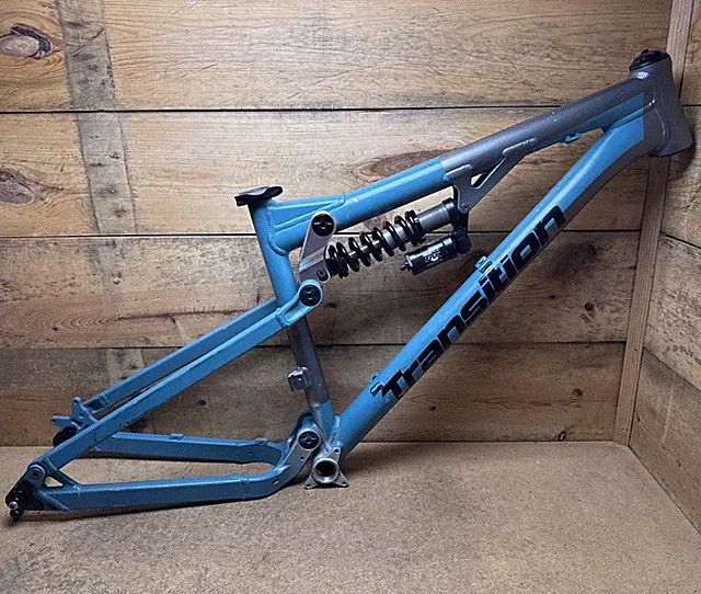 Transition Blindside Downhill Mountain Bike Medium Frame 26” Fox DHX RC2