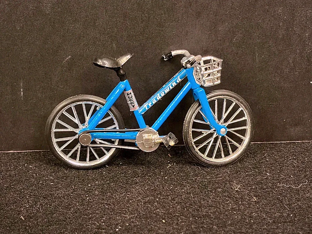 VINTAGE 1980 CITY CYCLES HUFFY TRADEWIND DIECAST BLUE TOY BICYCLE BIKE