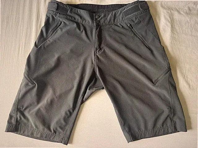 ZOIC Navaeh Women's MTB Shorts Gray Charcoal Size L Cycling